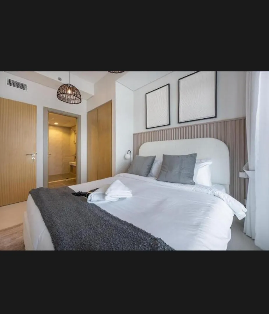 Modern 2 Bdr Apartment In Business Bay, Ocean & Burj Alarab Stunning View ドバイ アラブ首長国連邦
